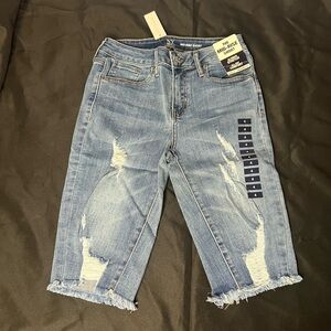 New York & Co Mid-Rise Distressed Denim Shorts